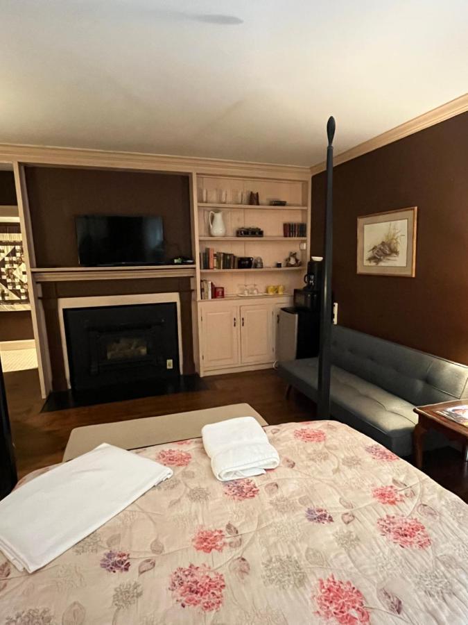 Chester Inn Экстерьер фото