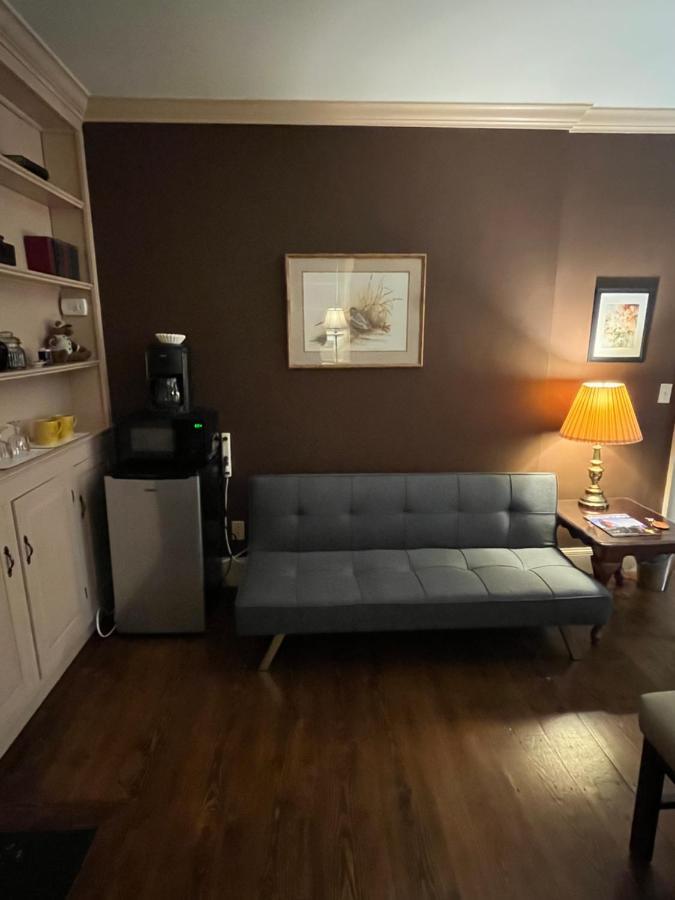 Chester Inn Экстерьер фото