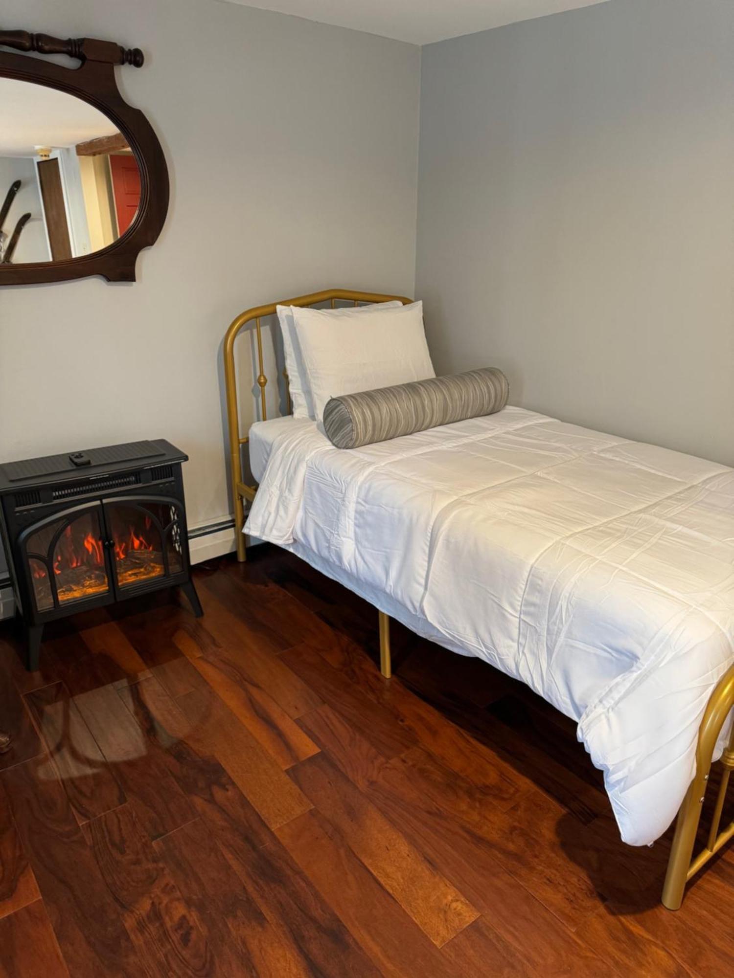 Chester Inn Экстерьер фото