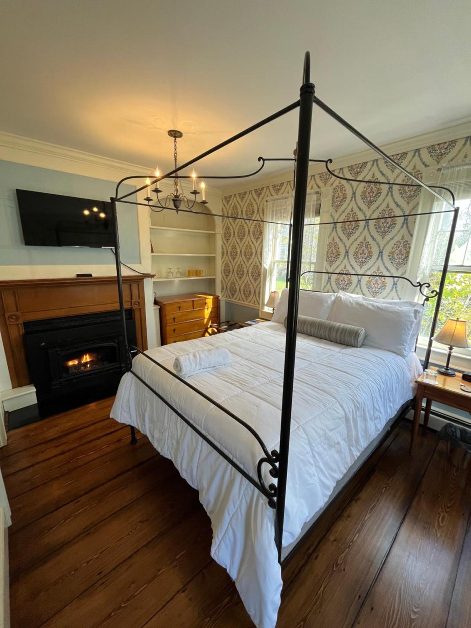 Chester Inn Экстерьер фото